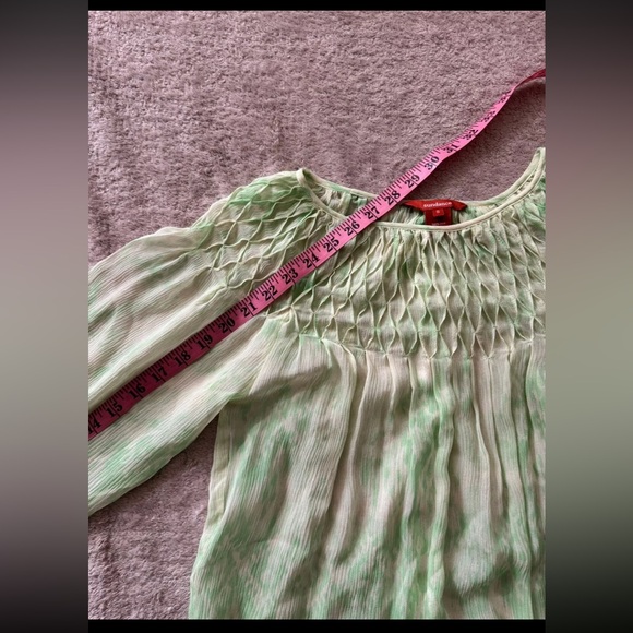 Sundance Women’s Catalog  Silk Chiffon Smocked top Blouse‎ Size Small - Picture 4 of 7